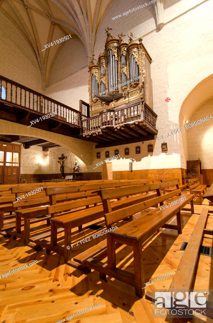 Stock Photo: San Cipriano church interior, Isaba, Roncal Valley, Navarre, Spain.