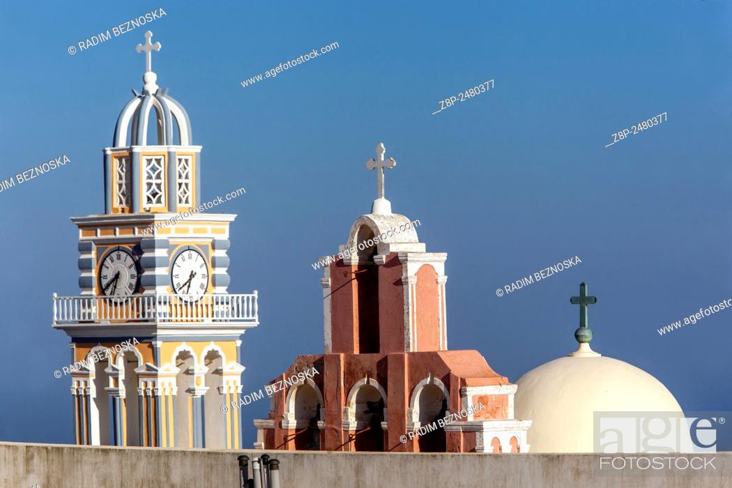 Photo de stock: Catholic Cathedral, Fira, Santorini, Cyclades, Greek Islands, Greece.
