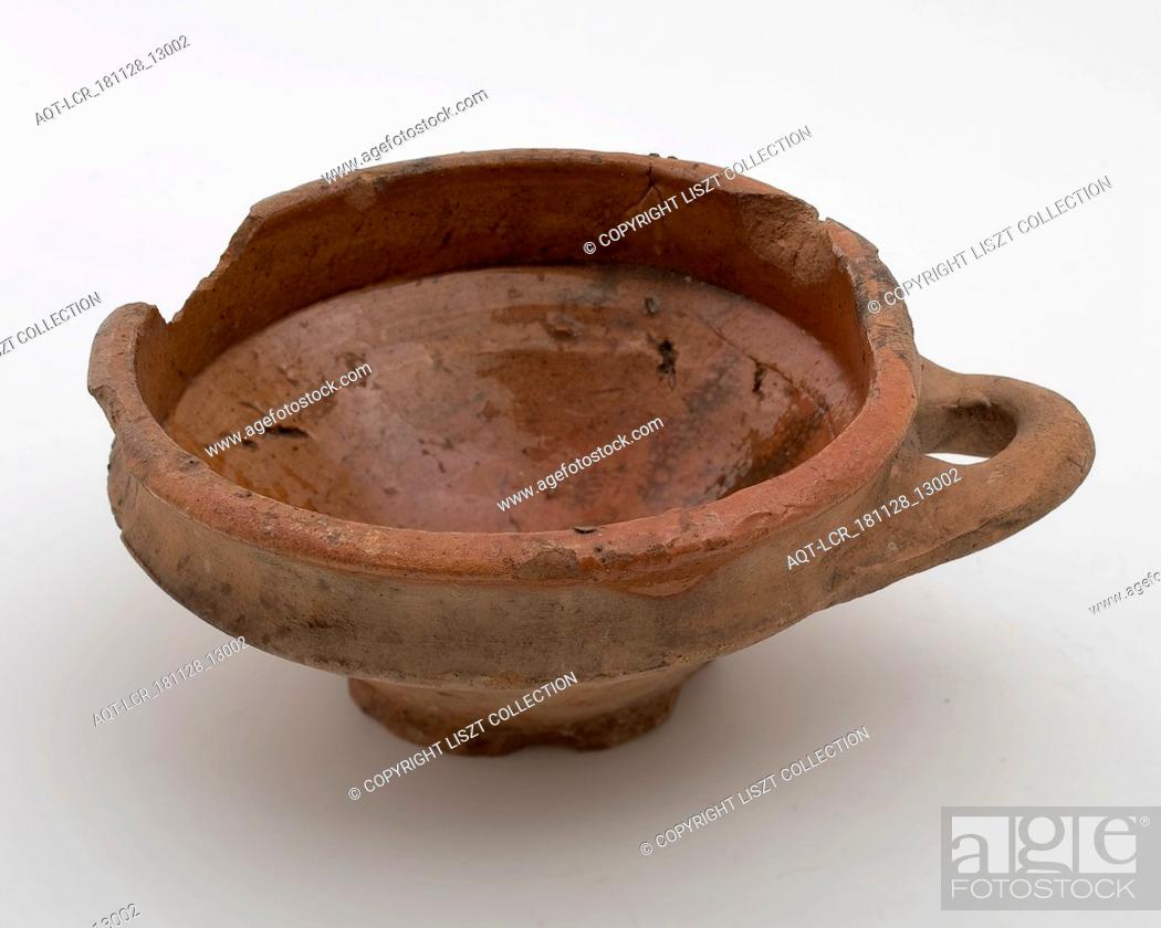 Stock Photo: Earthenware bowl, orange shard, internally glazed, horizontal sausage ear, porcelain crockery holder earth discovery ceramics earthenware glaze lead glaze.
