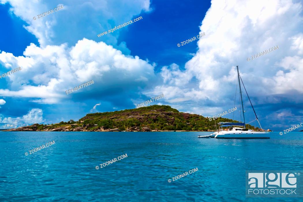 Stock Photo: Tropical island at Seychelles and boats - nature background.