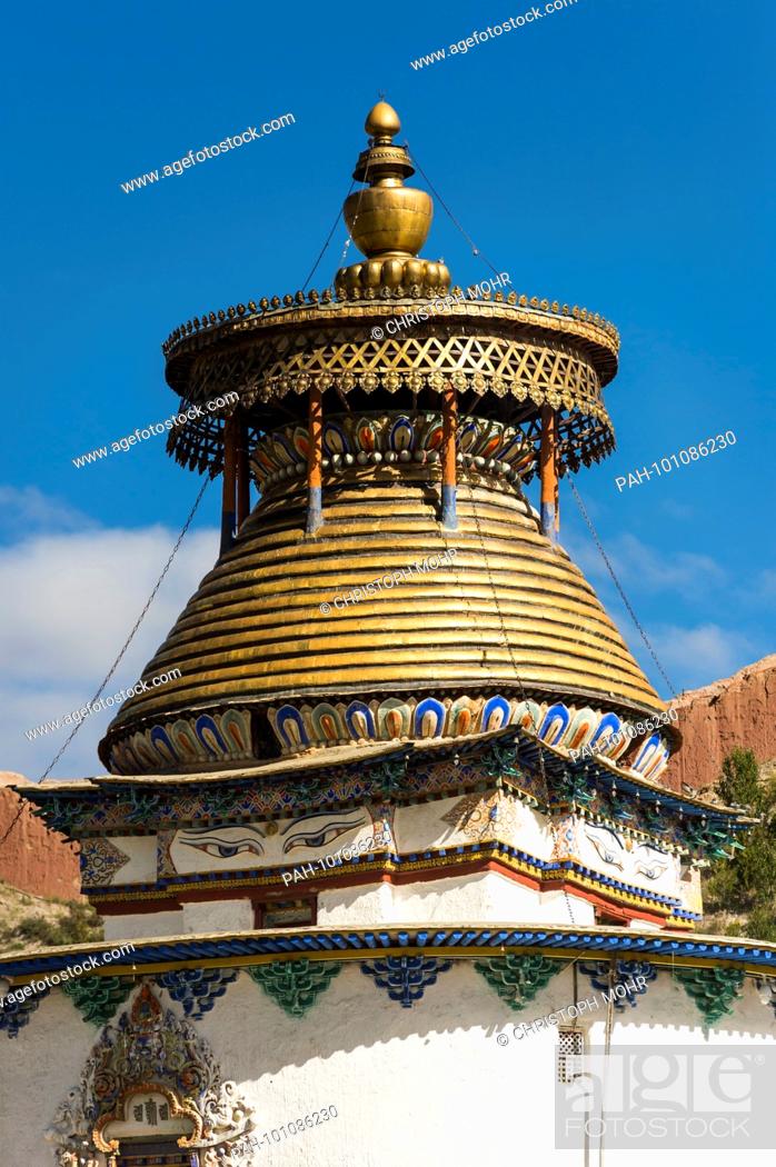 Stock Photo: Gyantse, Kumbum Choerten | usage worldwide. - Gyantse/Tibet/China.
