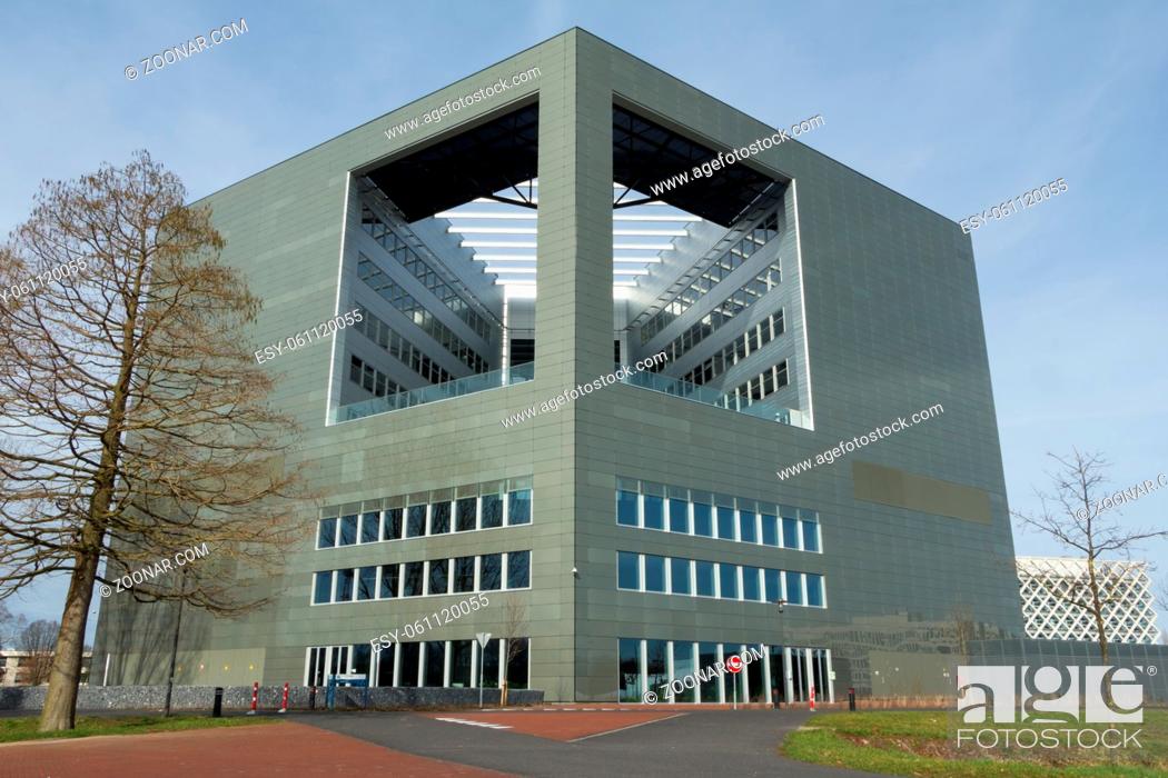 Imagen: WAGENINGEN, NETHERLANDS - FEBRUARI, 2014: Orion building at the Wageningen Univeristy and Research Campus in Wageningen, Netherlands.