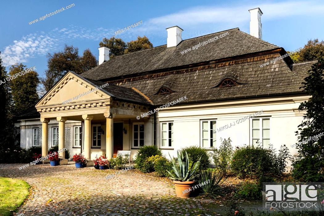 Stock Photo: Europe, Poland, Swietokrzyskie Voivodeship, Smilow - manor house.