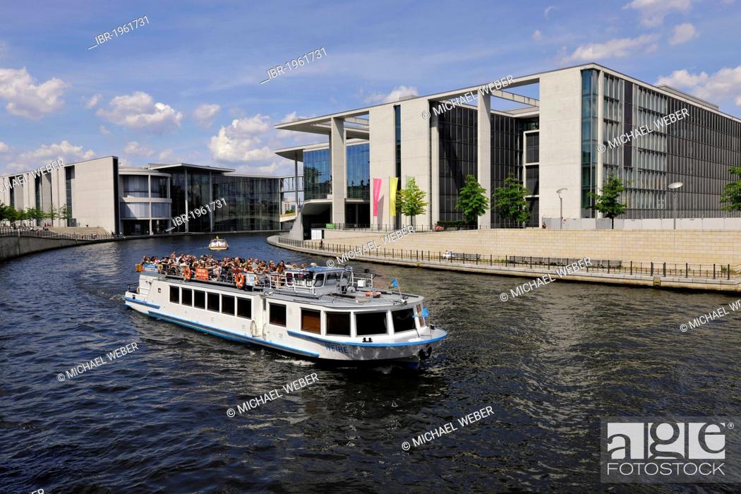 Stock Photo: Excursion boat in front of the Marie Elisabeth Lueders Building and the Paul Loebe Building, Reichstagufer, Spreebogen, Government District, Berlin, Germany.