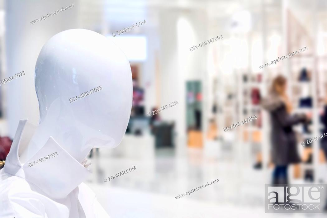 Imagen: Dummy profile, blurred abstract Store.