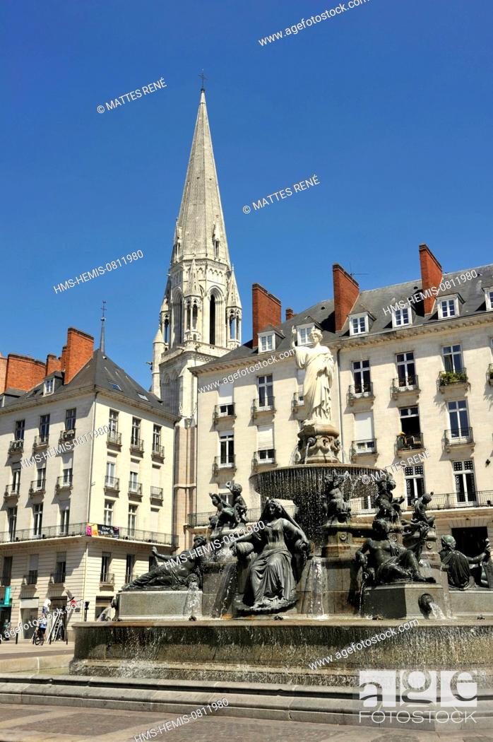 Stock Photo: France, Loire Atlantique, Nantes, European Green Capital 2013, Place Royale and fountain and Saint Nicolas basilica.