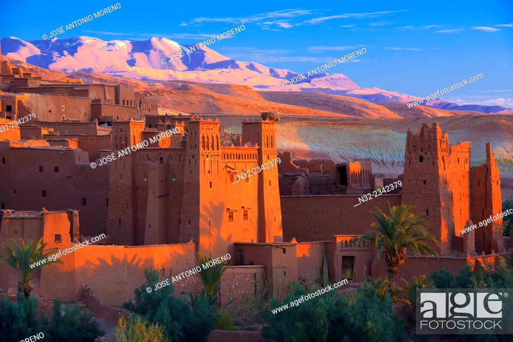 Stock Photo: Ait Benhaddou Kasbah, UNESCO World Heritage Site, at dawn, High Atlas Mountains, ksar Ait Benhaddou, Ouarzazate Province, Souss Massa Draâ region, Morocco.