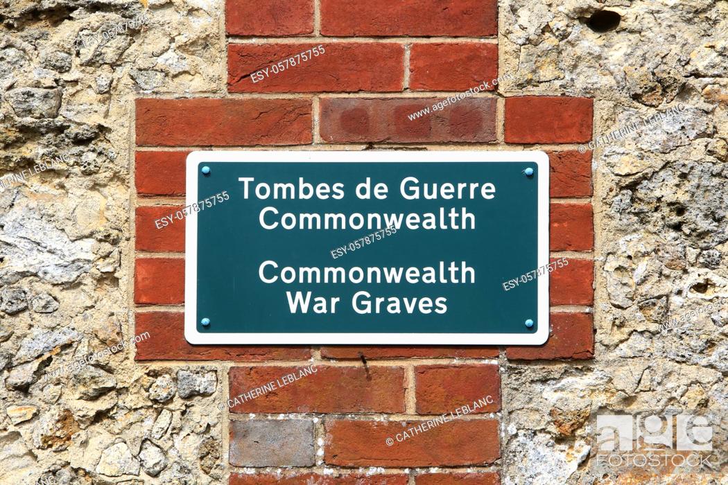 Imagen: Commonwealth War Graves. French military cemetery comprising 328 graves of Columeriens, English, Dutch and Africans who died for France in 1914-1918.