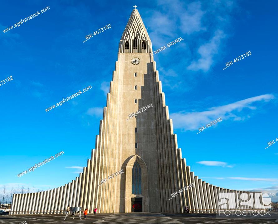 Hallgrímskirkja or church of Hallgrímur, Reykjavík, Höfuðborgarsvæðið,  Iceland, Foto de Stock, Imagen Royalty Free Pic. IBK-4673182 | agefotostock