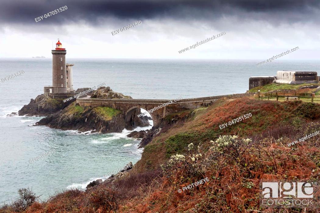 Stock Photo: Beautiful lighthouse in France with an old german bunker.