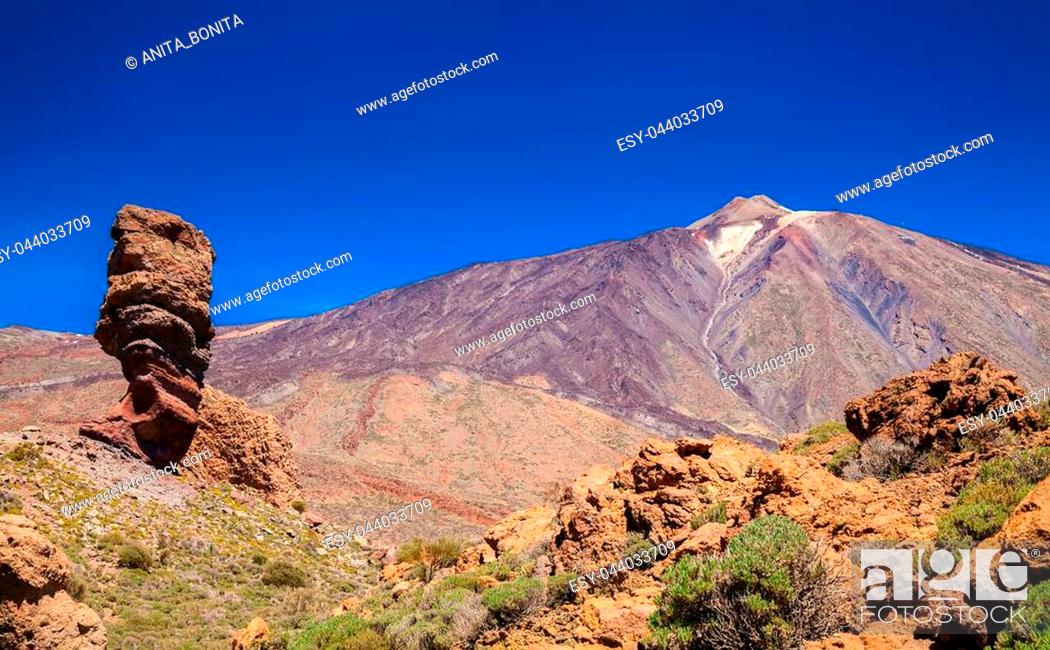Stock Photo: beautiful view of the famous Pico del Teide mountain with Roque Cinchado, Tenerife, Canary Islands, Spain.