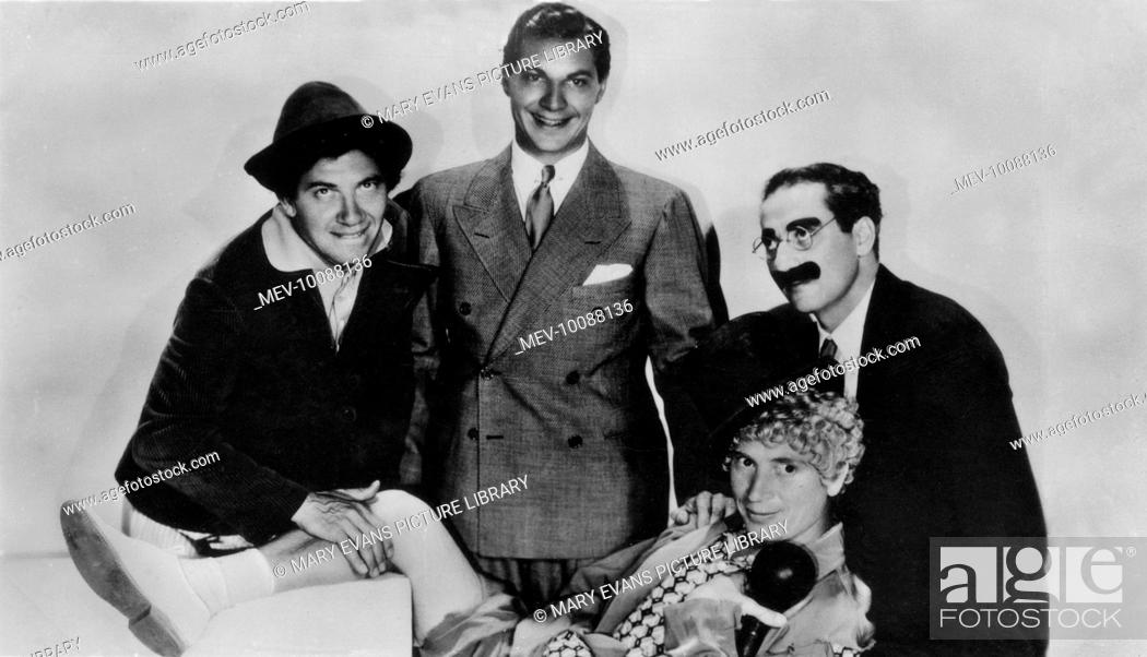 MARX BROTHERS SCREWBALL COMEDY GROUCHO HARPO CHICO-ICONIC CLASSIC COMEDIAN PHOTO 