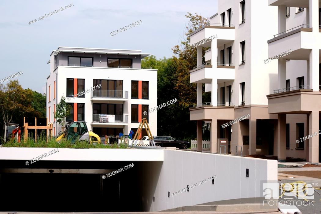 Stock Photo: Der Bau von neuen Wohnungen und die Erschließung neuen Wohnraumes in der Innenstadt.
