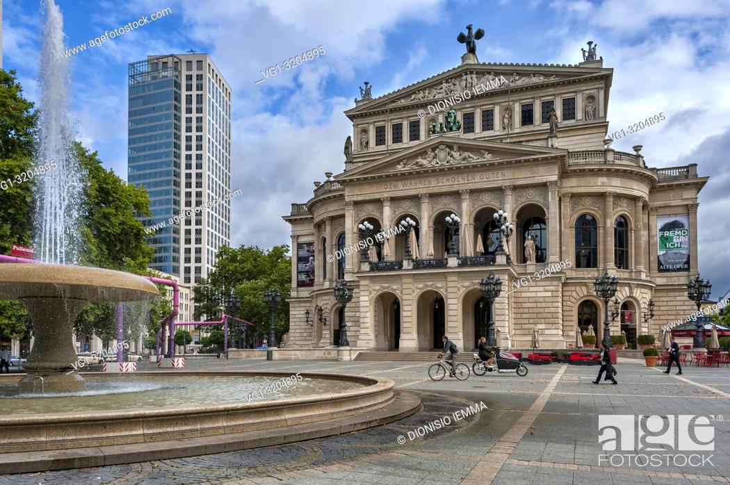 Stock Photo: Frankfurt am Main, Hessen, Germany, Europe, Old Opera House on Opernplatz Square in Frankfurt am Main.