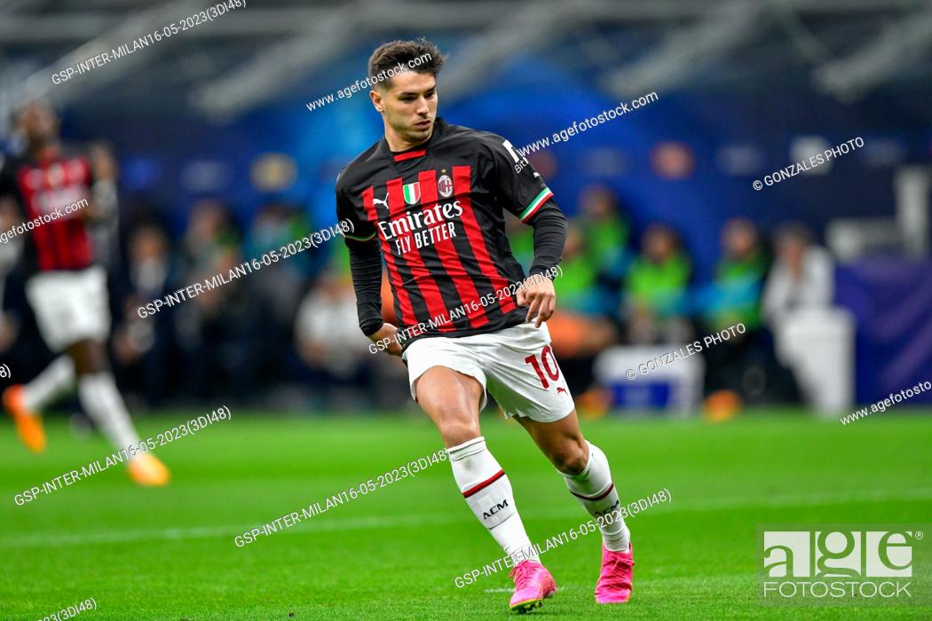 Photo de stock: Milano, Italy. 16th, May 2023. Brahim Diaz (10) of AC Milan seen during the UEFA Champions League match between Inter and AC Milan at Giuseppe Meazza in Milano.