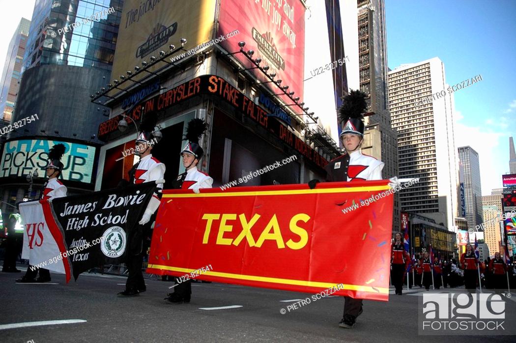 Stock Photo: New York City USA, the Macy's parade in Times Square.