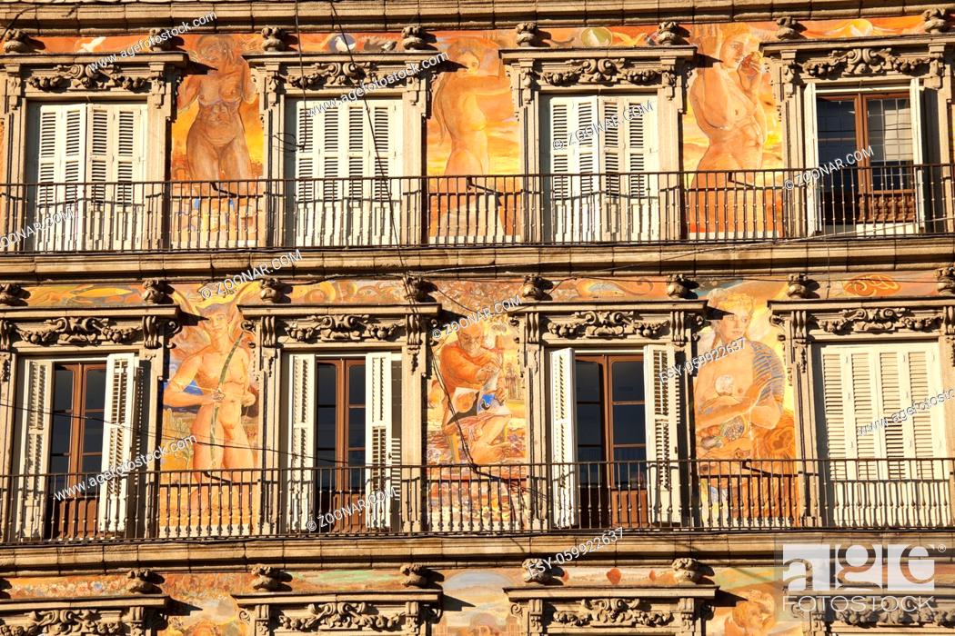 Stock Photo: Plaza Mayor in Madrid - Historic building.