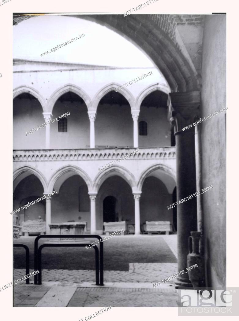 Photo de stock: Lazio Viterbo Tarquinia Palazzo Vitelleschi, this is my Italy, the italian country of visual history, Exterior views of Palazzo and museum as well as interior.