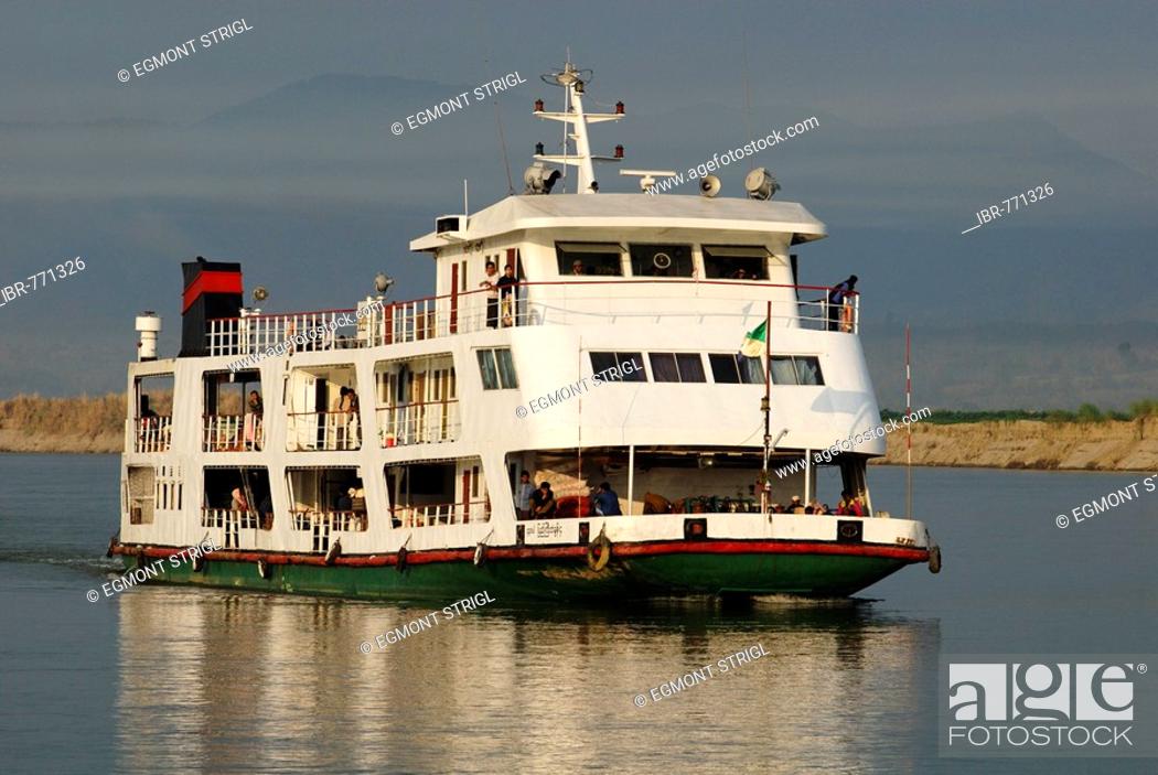 Stock Photo: River boat on the Irrawaddy or Irawadi River, Myanmar (Burma), Southeast Asia.
