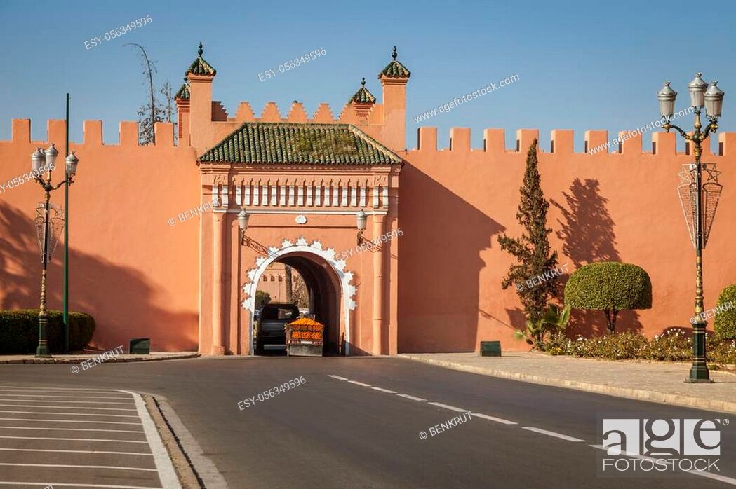Stock Photo: Old gate in Marrakesh. Marrakesh, Marrakesh-Safi, Morocco.