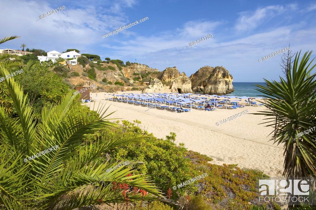Stock Photo: Beach near Alvor, Algarve, Portugal, Europe.