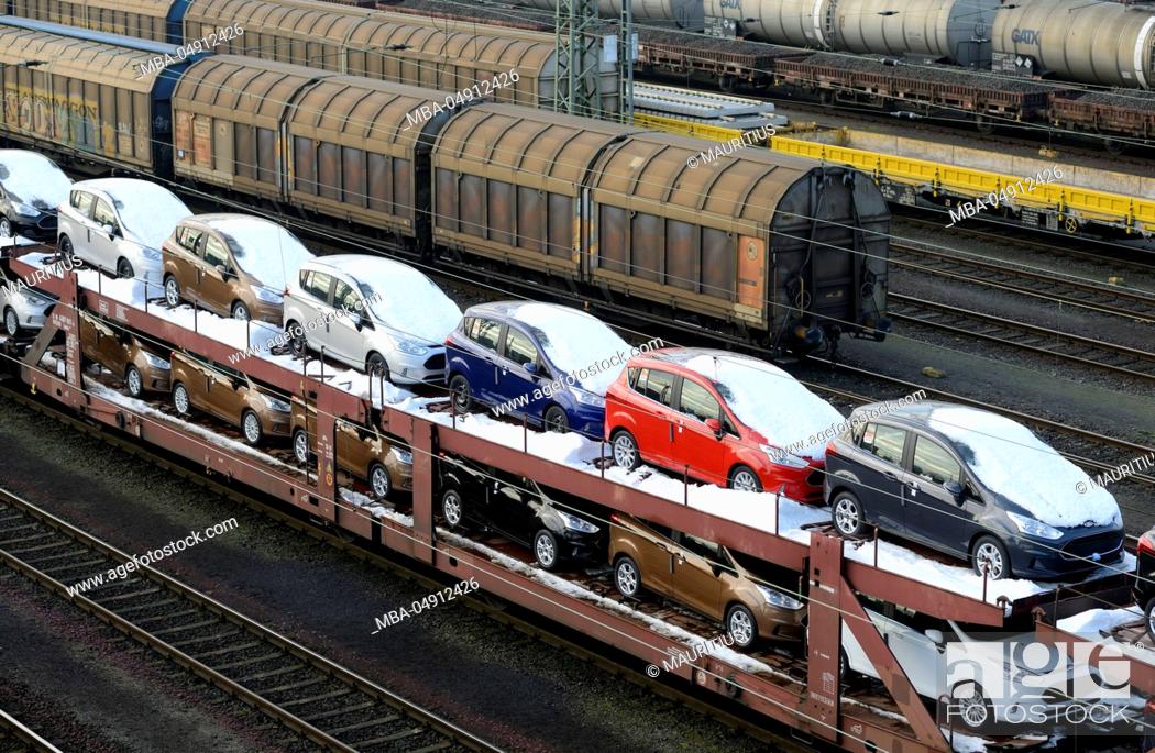 Stock Photo: Car train with new Ford B-Max cars, Germany, North Rhine-Westphalia, Neuss.