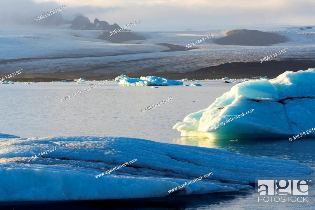 Stock Photo: Icebergs Floating in Jokulsarlon Glacier Lagoon, Iceland.