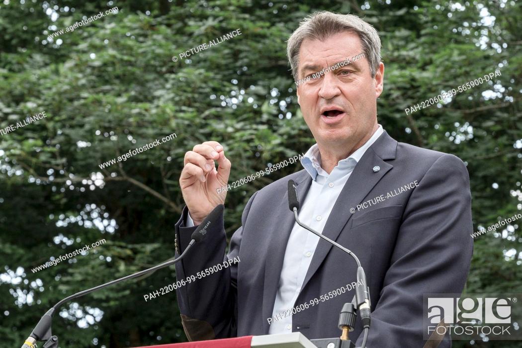 Stock Photo: 06 June 2022, Bavaria, Gerolfingen: Marcus Söder (CSU), Minister President of the Free State of Bavaria, addresses greetings to visitors to the Bavarian.