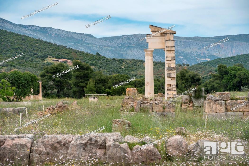 Photo de stock: Ruins of temples and buildings at the Sanctuary of Asklepios at Epidaurus.