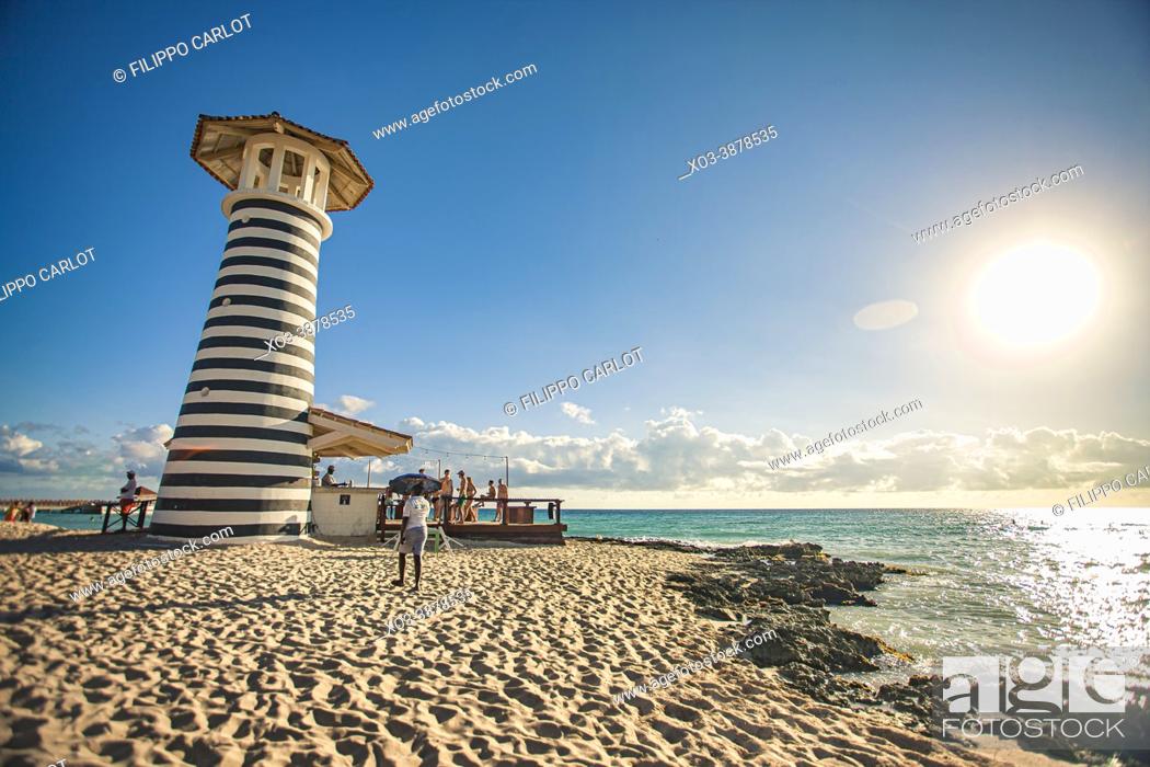 Stock Photo: DOMINICUS, DOMINICAN REPUBLIC: View of Dominicus beach near Bayhaibe with the lighthouse.