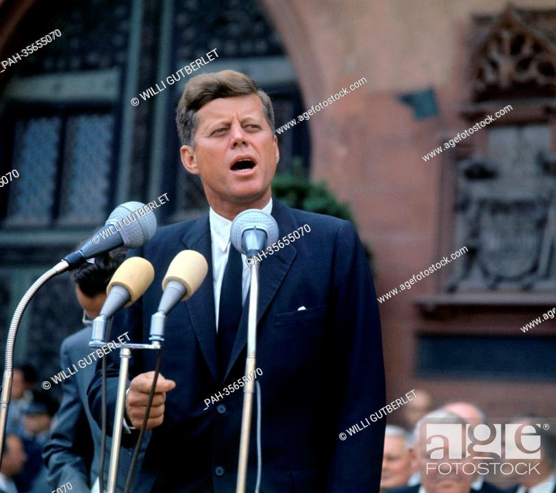 Stock Photo: US President John F. Kennedy gives a speech in front of the city hall Römer in Frankfurt during his visit in Germany in June 1963.