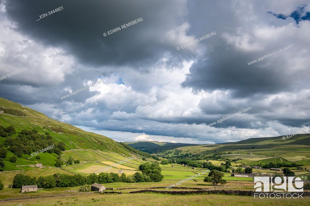 Stock Photo: Stone structures dot the fields of the Yorkshire Dales, Yorkshire, United Kingdom.