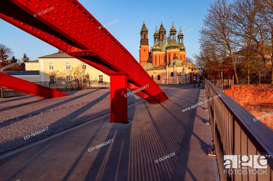 Stock Photo: Bishop Jordan Bridge over Cybina River and Poznan Cathedral in sunny morning, Poznan, Poland.