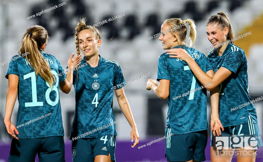 Stock Photo: 06 September 2022, Bulgaria, Plowdiw: Soccer, Women: World Cup Qualification Europe Women, Bulgaria - Germany, Group Stage, Group H, Matchday 10.