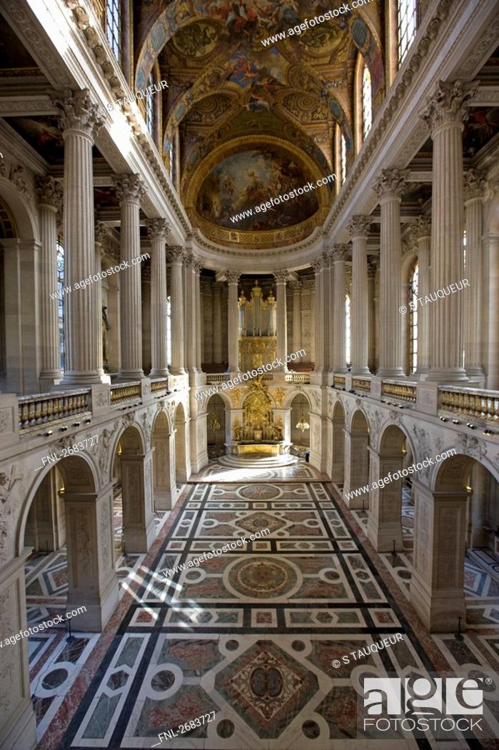 Stock Photo: Interiors of church, Palace of Versailles, Paris, France.
