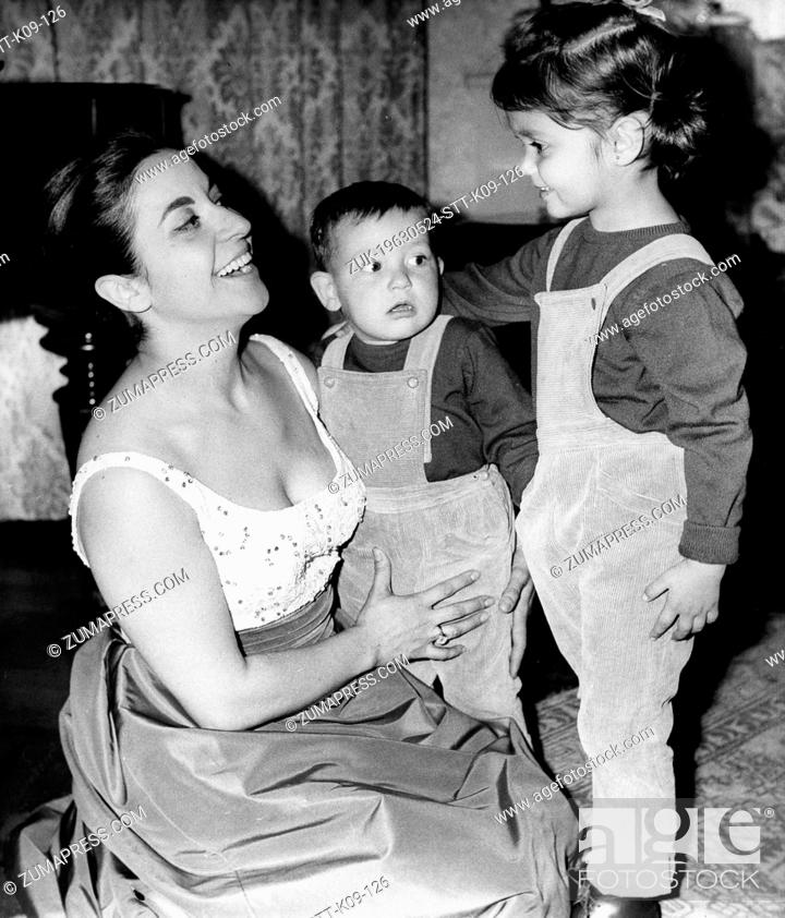 Stock Photo: May 24, 1963; London, UK; Opera singer TERESA BERGANZA rehearsing for her appearance in the Gala Performance at the Royal Opera House, with her two children.