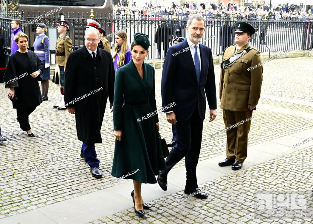 Stock Photo: King Felipe and Queen Letizia of Spain arrive at the Westminster Abbey in Londen, on March 29, 2022, to attend the Service of Thanksgiving for the life of HRH.