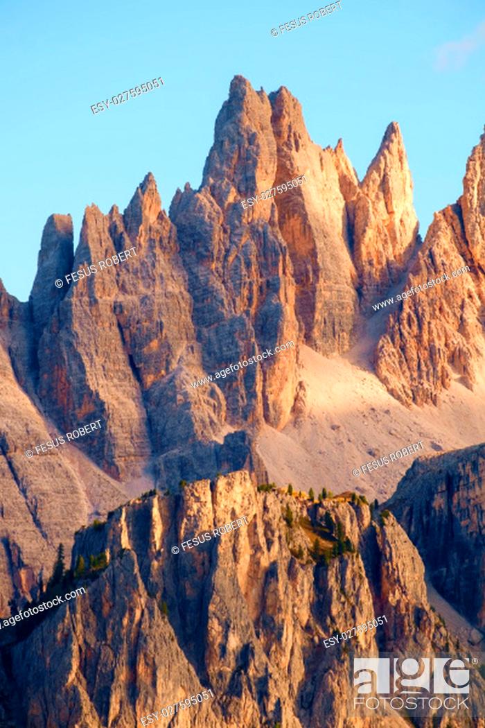 Stock Photo: Rocky mountain peaks of Croda da Lago in the Dolomites, Italian Alps.