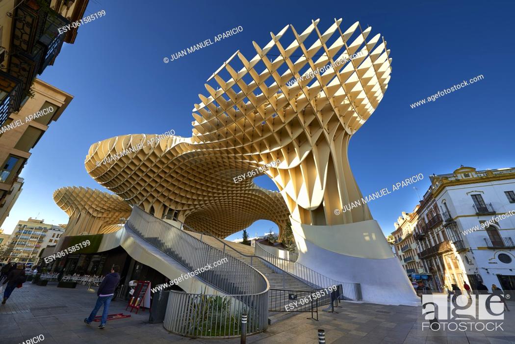 Photo de stock: The Mushrooms Metropol Parasol Seville Andalusia Spain. World's largest wooden structure. Completed in 2011 designed by Jurgen Mayer-Hermann.