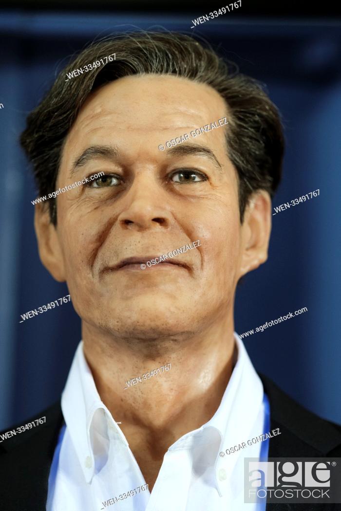 Photo de stock: Spanish actor Jorge Sanz unveils his wax figure at the Wax Museum in Madrid, Spain Featuring: Jorge Sanz Where: Madrid, Spain When: 13 Dec 2017 Credit: Oscar.