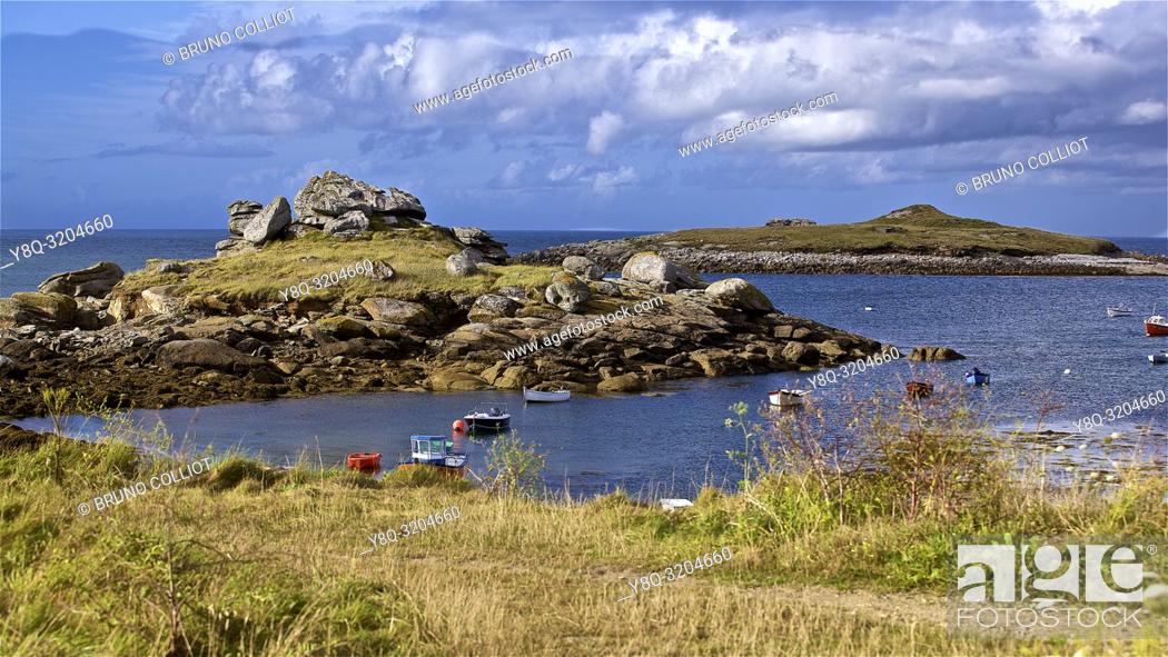 Stock Photo: Carn Island at Ploudalmezeau, Finistere, Brittany, France.