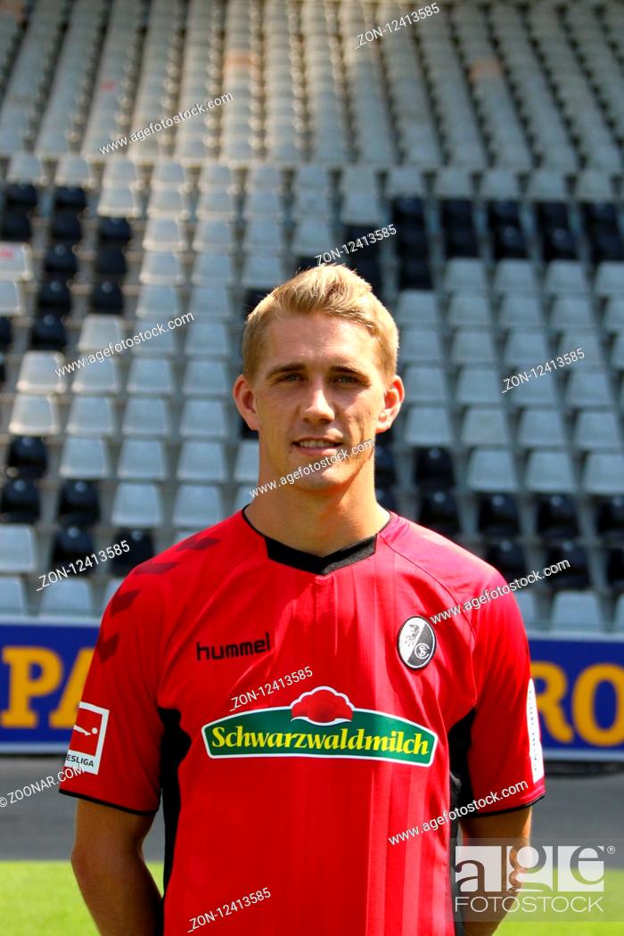 Stock Photo: Nils Petersen (Freiburg)   - SC Freiburg Mannschaftsfoto 2018-19.