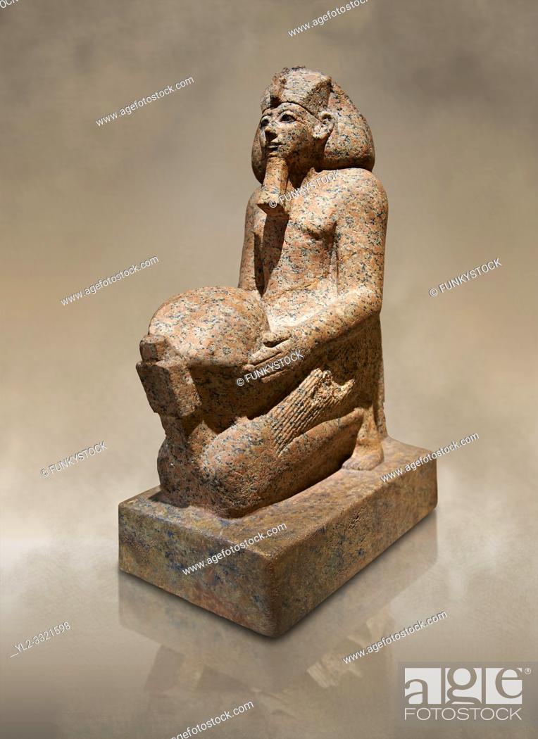 Stock Photo: Ushabti. 18 dynasty Egyptian kneeling sculpture of queen Hatshepsut with a cultic vessel, 1475BC Deir el-Bahari . Neues Reiche Museum, Berlin.