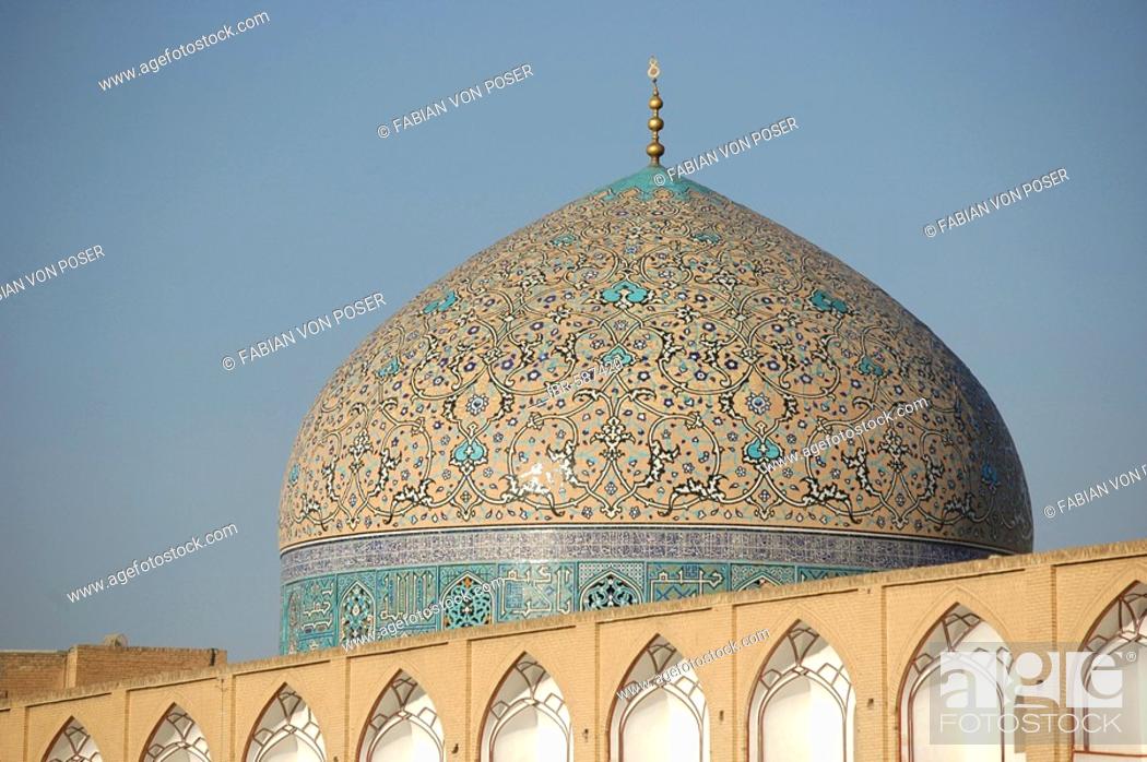 Stock Photo: Dome of Sheikh Lotf Allah Mosque at Meidan-e Imam (Imam Square), Isfahan, Iran.