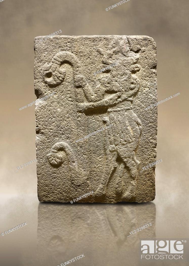 Imagen: Photo of Hittite monumental relief sculpted orthostat stone panel from Water Gate Basalt, KarkamÄ±s, (KargamÄ±s), Carchemish (Karkemish), 900-700 B. C.
