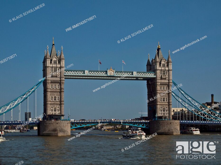 Stock Photo: Tower Bridge, London, Great Britain, Europe, July 2013 / Tower Bridge, London, Großbritannien, Europa, Juli 2013.