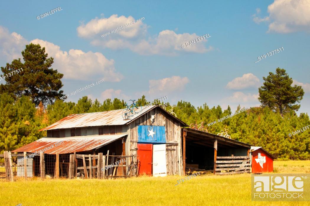 Stock Photo: Barn, Texas, USA.