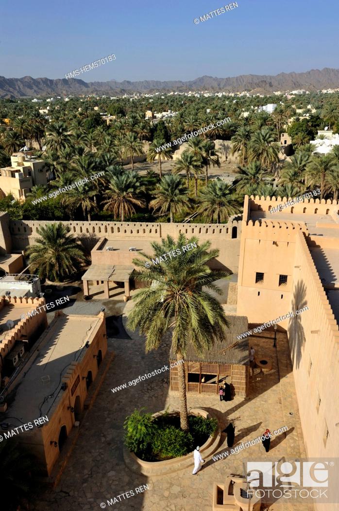 Stock Photo: Sultanate of Oman, Al Dakhiliyah Region, Western Hajar Mountains, Nizwa, fort.