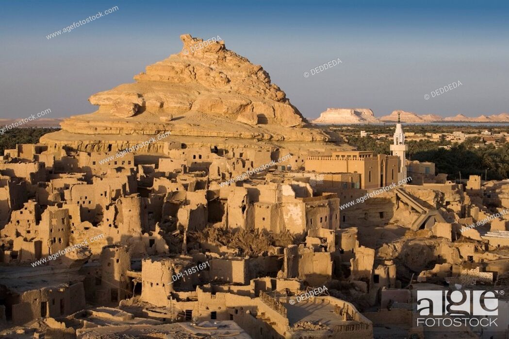 Stock Photo: Siwa Oasis, Egypt, The 13th century mud-brick fortress of Shali.