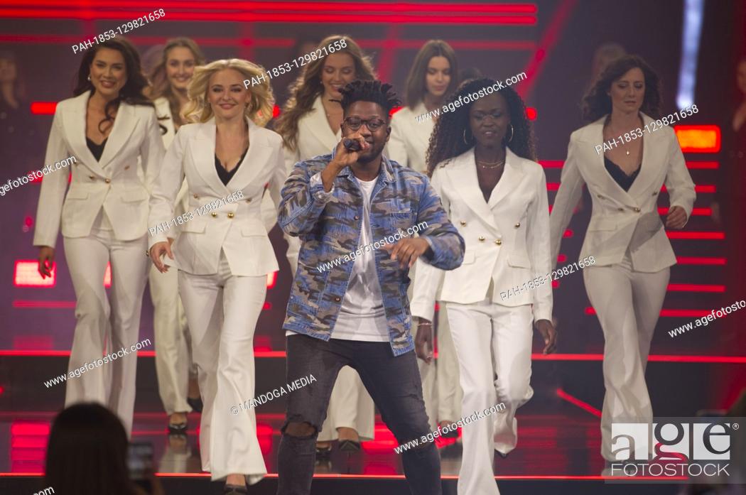 Stock Photo: Rust, Germany - February 15, 2020: Miss Germany Beauty Pageant Election at Europa-Park with Singer and Songwriter Kelvin Jones and the Contestants.